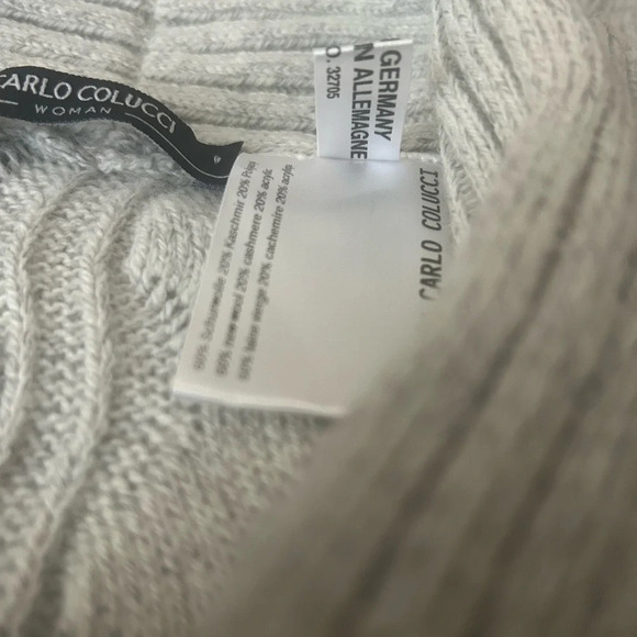 Carlo Colucci women’s S cashmere/wool blend  sweater in newer cond. worn once - Picture 8 of 9
